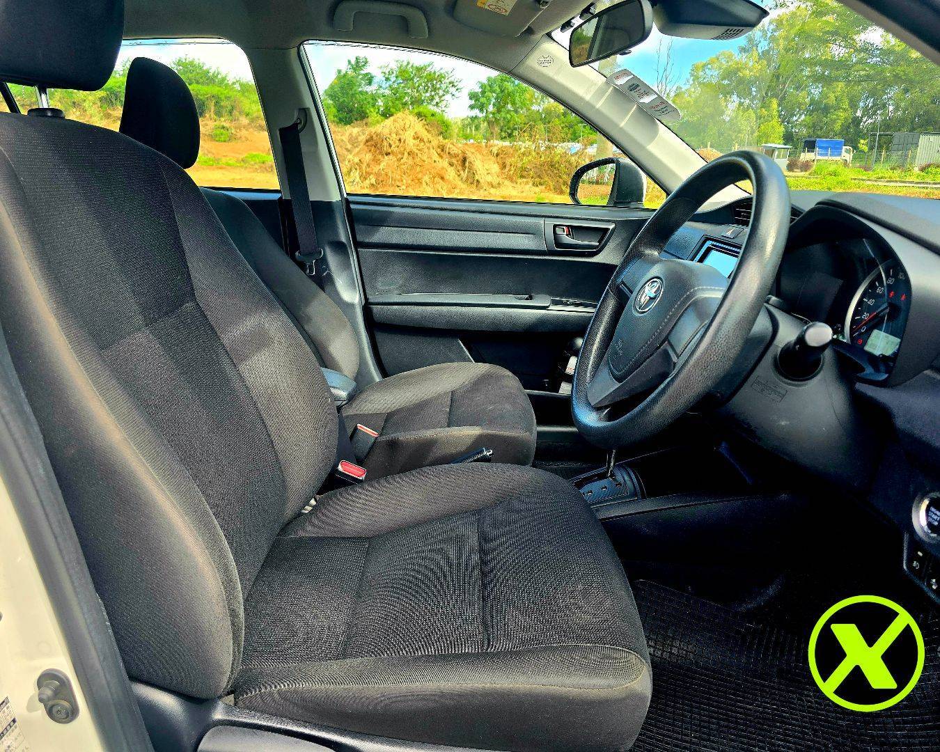 Toyota Corolla Axio - 2020-7