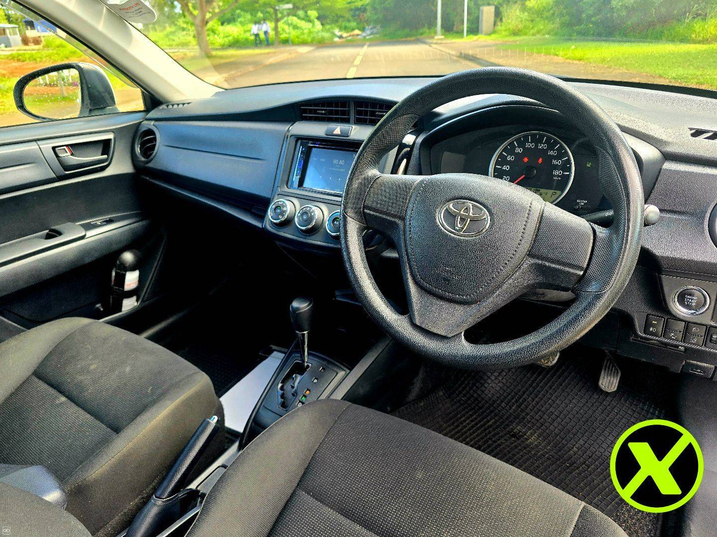 Toyota Corolla Axio - 2020-6