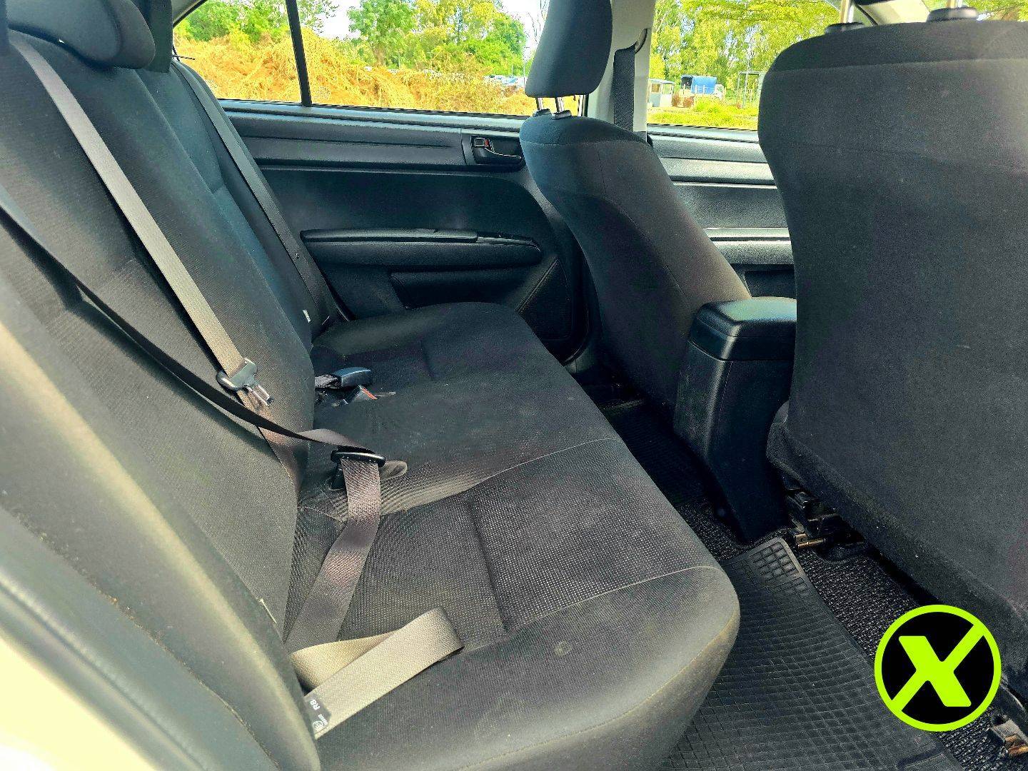 Toyota Corolla Axio - 2020-8