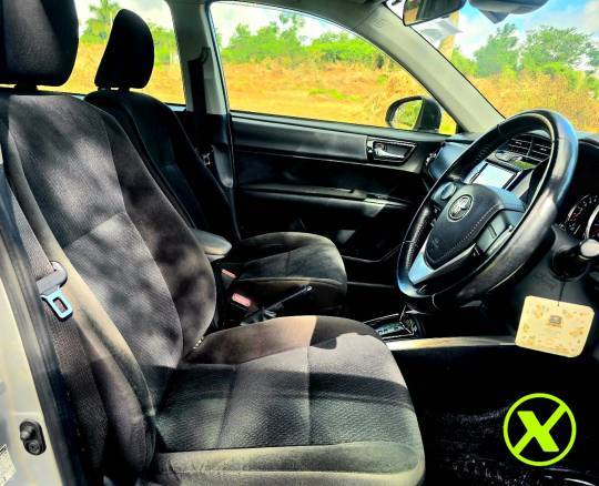 Toyota Corolla Axio Grade G - 2019-8