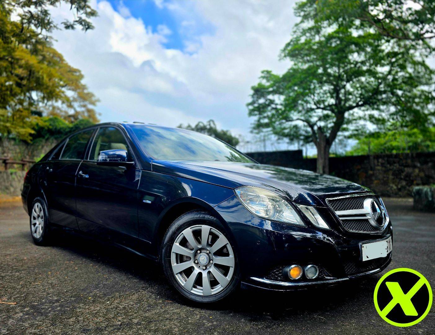 Mercedes E200 Sunroof - 2011-1