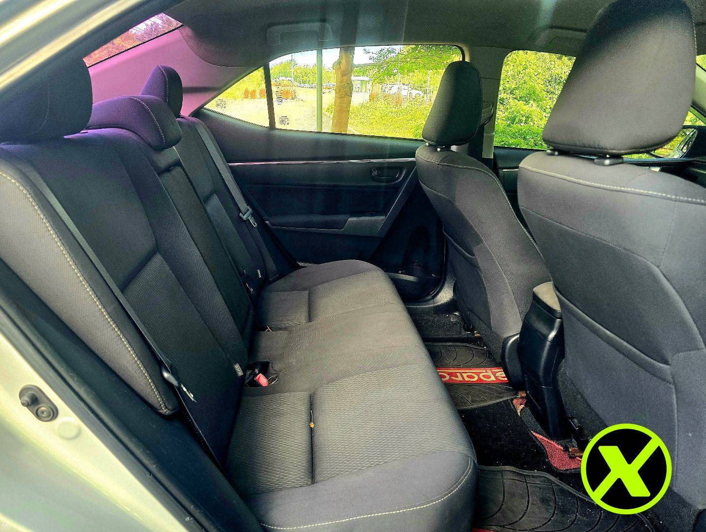 Toyota Corolla - 2015-8