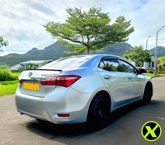 Toyota Corolla - 2015-5