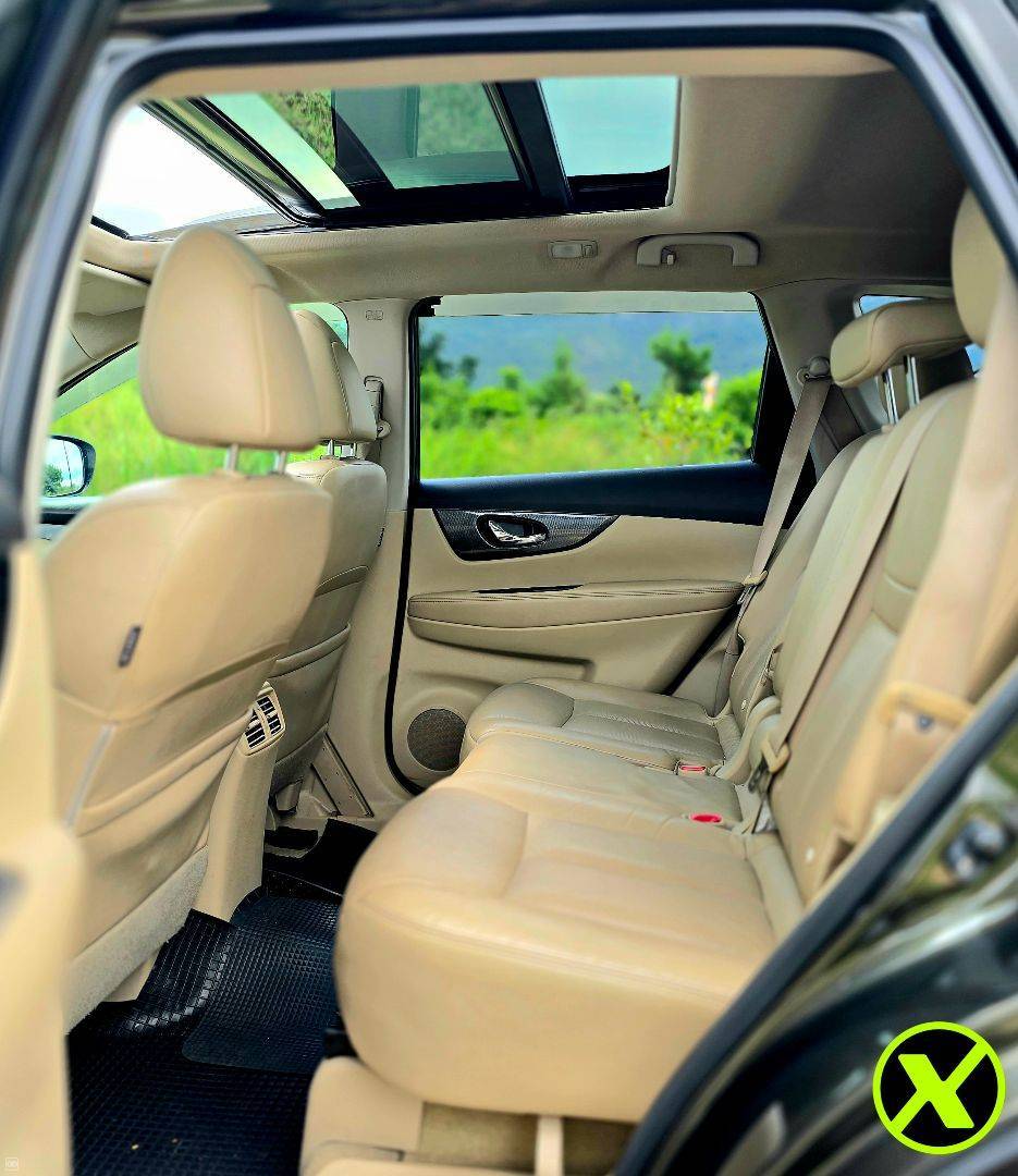 Nissan X-Trail 7 seater - 2016-7
