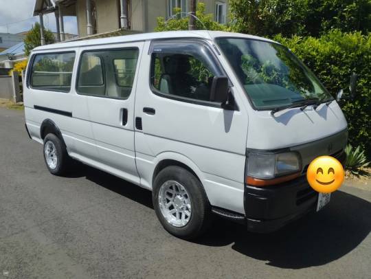 Toyota Hiace year ZL98-2