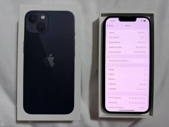 Apple iPhone 13 128GB-2