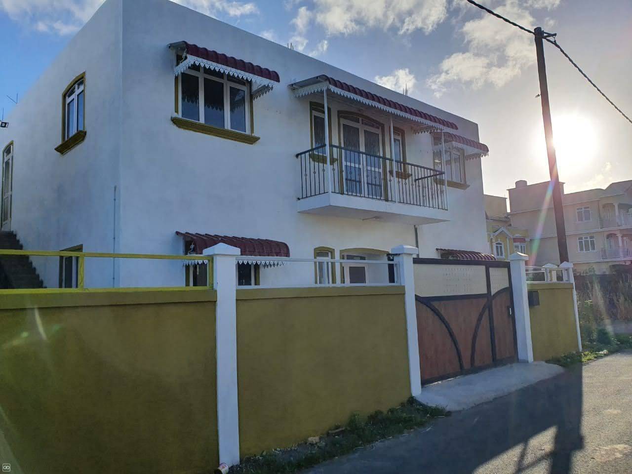 APPARTEMENT - 3 CHAMBRES-1