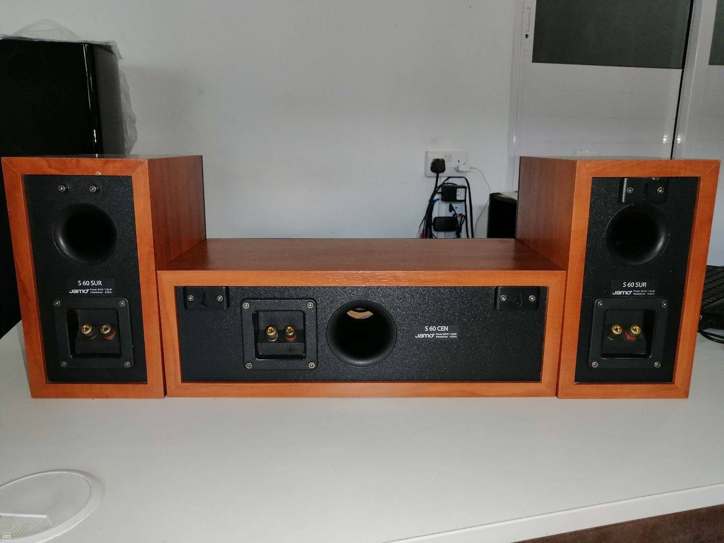 Set Of Speakers - Jamo - S60 Cen - Weshare.mu