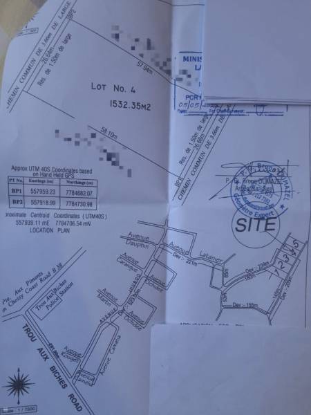 RESIDENTIAL LAND - 36.3 POLES