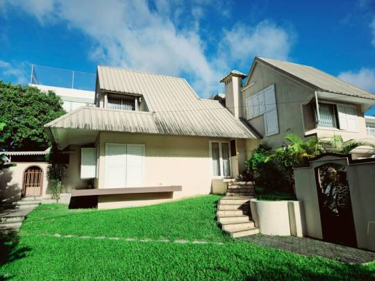 MAISON - 4 CHAMBRES