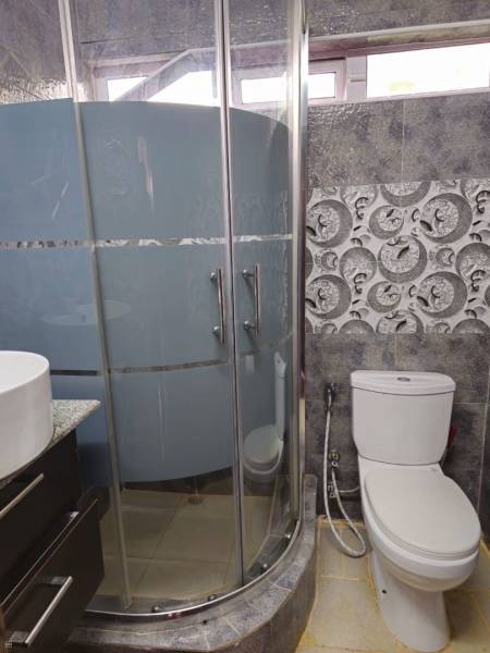 MAISON - 4 CHAMBRES-9