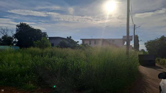 TERRRAIN RESIDENTIEL - 357 M²-2