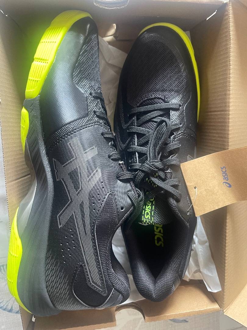 Asics taille outlet 44