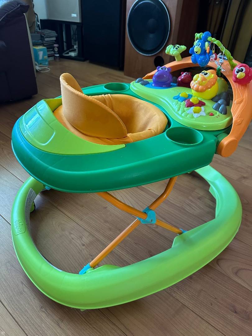 Baby walker Chicco-2