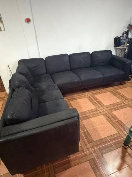 Canapé d’angle noir – 2m x 2m60-2