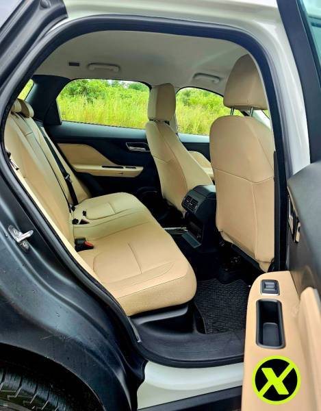 JAGUAR F-PACE -2018-4