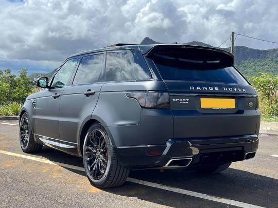 RANGE ROVER SPORT P400e HSE – BLACK MATT-2
