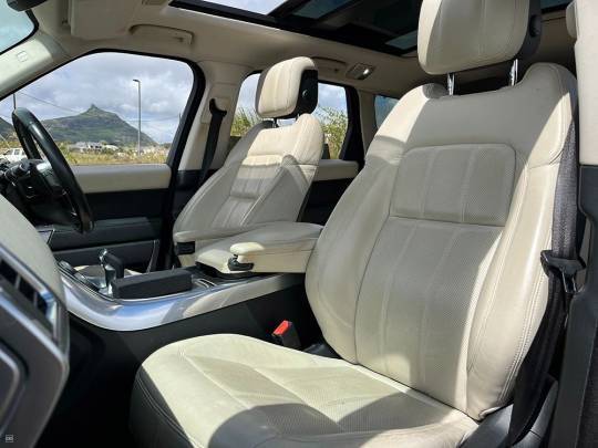 RANGE ROVER SPORT P400e HSE – BLACK MATT-6