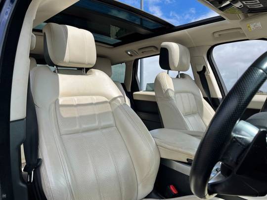 RANGE ROVER SPORT P400e HSE – BLACK MATT-7