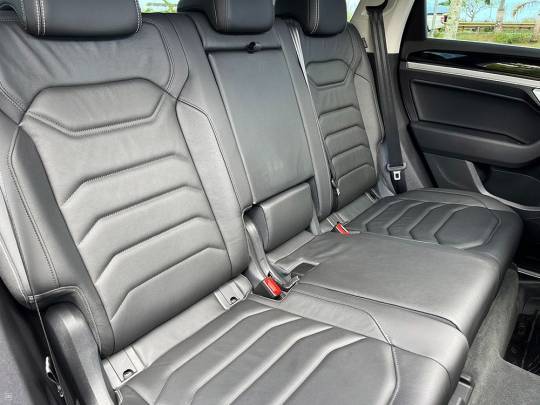 2024 VOLKSWAGEN TOUAREG V6 Luxury TSI DS-5