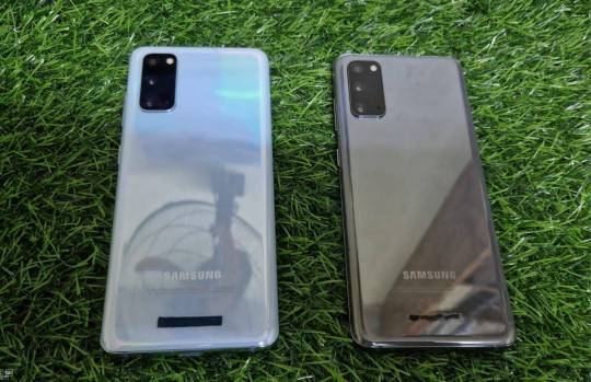 Samsung S20-2