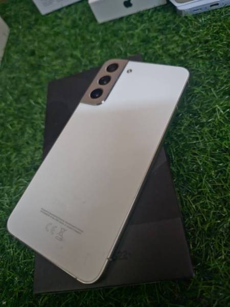 Samsung S22 Plus-2