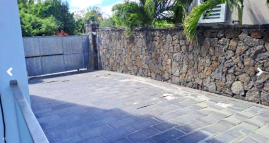 VILLA/STUDIO - 4 CHAMBRES - MEUBLÉ-6