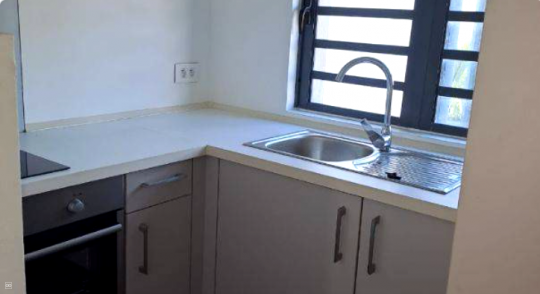 VILLA/STUDIO - 4 CHAMBRES - MEUBLÉ-8