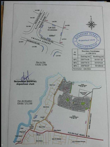 RESIDENTIAL LAND - 700M²