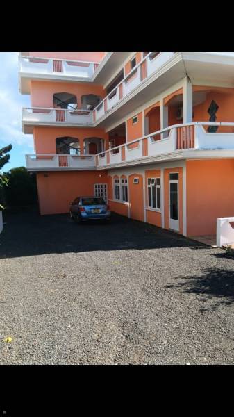 APPARTEMENT - 8 CHAMBRES - MEUBLÉ-2