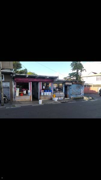 BATIMENT COMERCIAL - 679M²-5