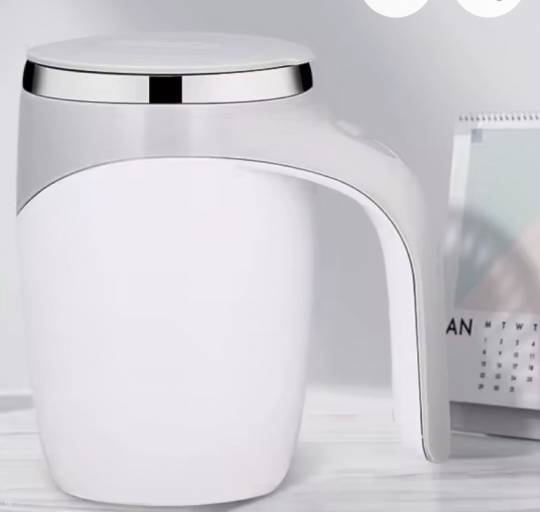 Automatic stir mug-2
