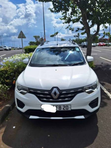 RENAULT TRIBER 7 SEATS 2020