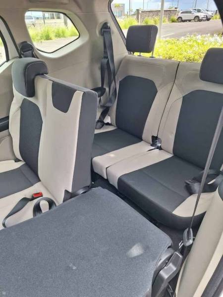 RENAULT TRIBER 7 SEATS 2020-6