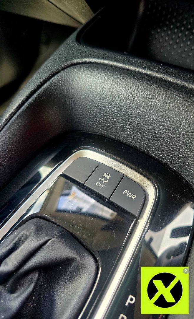 TOYOTA COROLLA 2023 1.5, 4 CYLINDER PETROL-2023-7