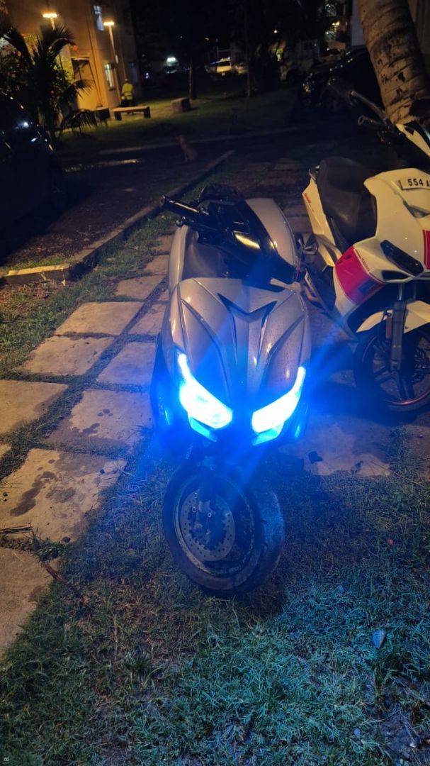 Scooter électrique-2