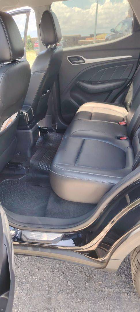 MG ZS Luxury 2018-6