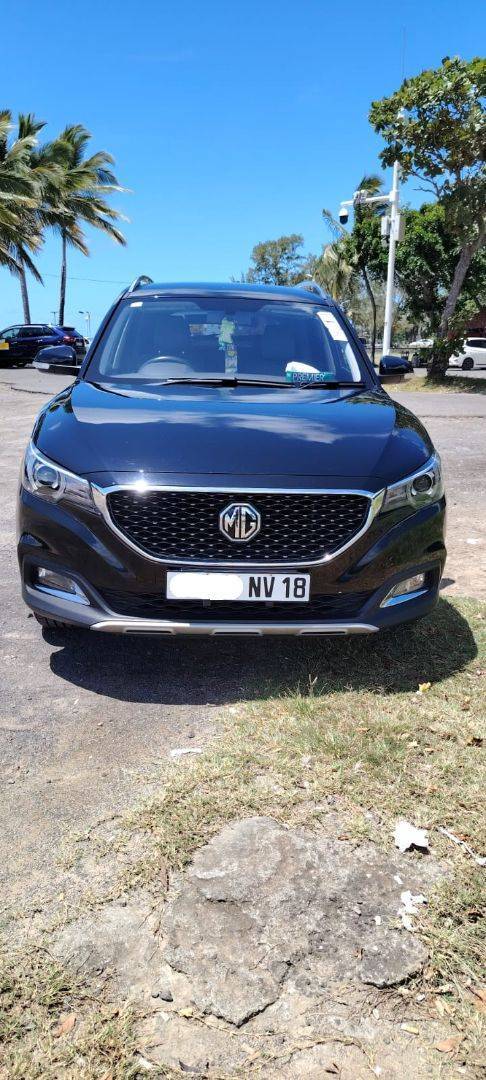 MG ZS Luxury 2018-1